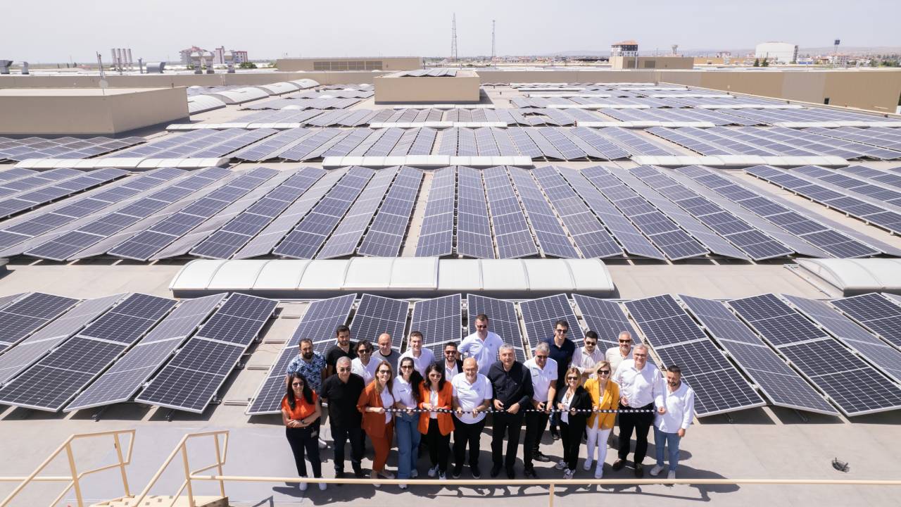 Aksaray Kamyon Fabrikası güneş enerjisi santrali faaliyete geçti