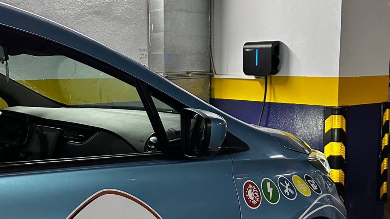 Elektrikli araç sahiplerini sevindirecek otopark kararı yürürlükte