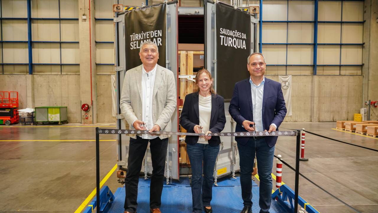 Mercedes-Benz Türk’ten yerli tedarikçi ile deniz aşırı ihracat