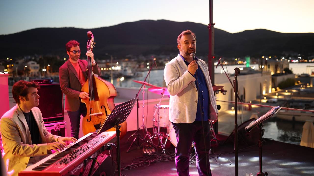 Vosmer Otomotiv, Oasis Marina’da caz rüzgârı estirdi