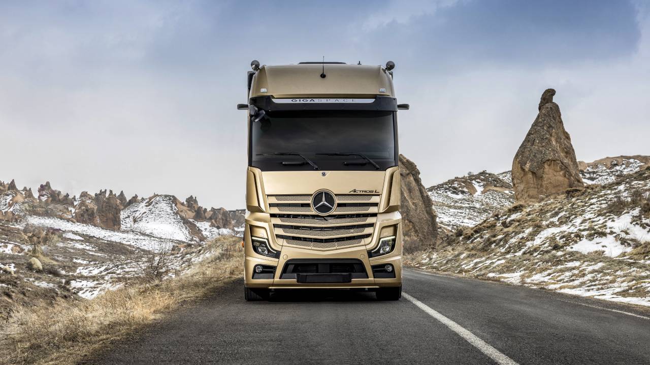 Mercedes-Benz Kamyon Finansman’dan Ağustos ayına özel fırsatlar