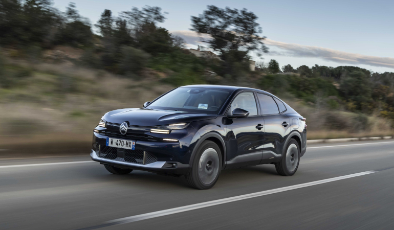 Yenilenen CITROËN C4 ve C4 X Şubatta Türkiye’de