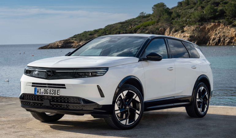 Yeni Opel Grandland 1.115 Km’lik Ultra Uzun Menzil Kat Etti