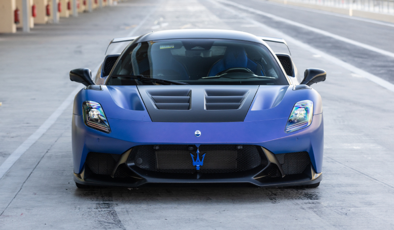 Maserati, Yeni GT2 Stradale’yi Yas Marina Pisti’nde Tanıttı