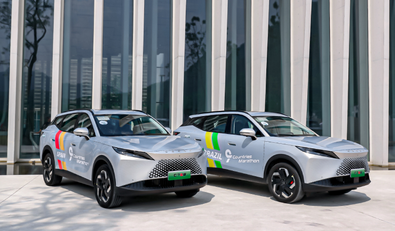 OMODA7 PHEV Sınırları Aştı