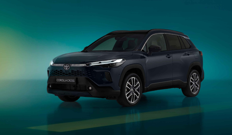 Toyota Corolla Cross Hybrid Yenileniyor
