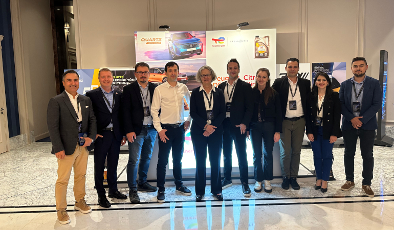 TotalEnergies ve Stellantis İş Birliği Güçlenerek Sürüyor