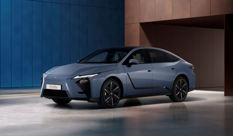 Lexus Yeni Nesil ES Sedan Modelinin Avrupa Prömiyerini Gerçekleştirdi