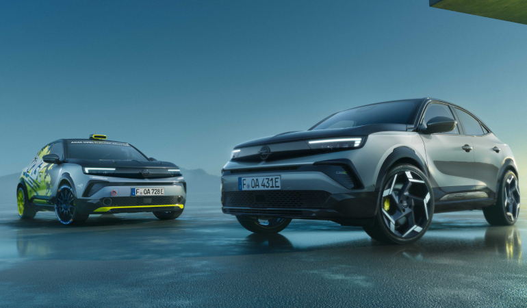Opel En Hızlı Elektrikli Modelini Tanıttı!