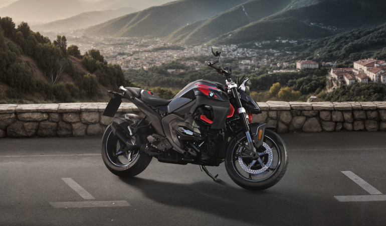 BMW Motorrad Yenilenen R 1300 Ailesi Modellerini Tanıttı