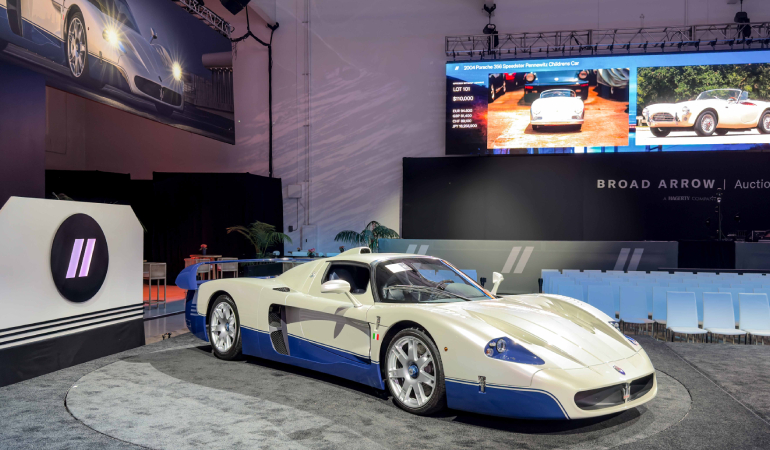 20 Yaşındaki Maserati MC12 Stradale 5,2 Milyon Dolarlık Rekor Fiyatla Satıldı