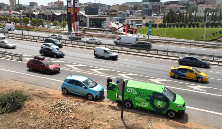 Elektrikli Araç Kullanıcılarının Yolda Kalma Endişesi Sona Eriyor
