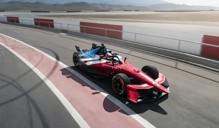 Citroën Formula E’de Yarışacak Benzersiz Yarış Otomobilini Tanıttı