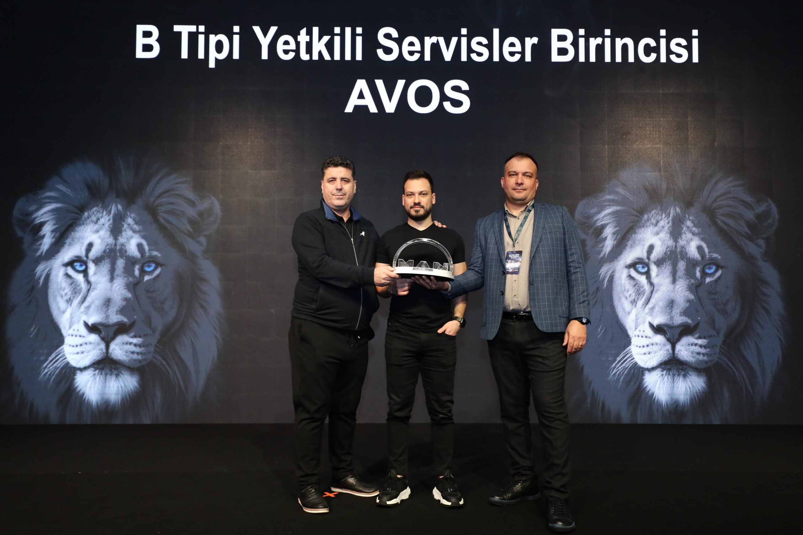 MAN Kamyon Yetkili Servisleri Antalya Toplantısında Ödüllendirildi