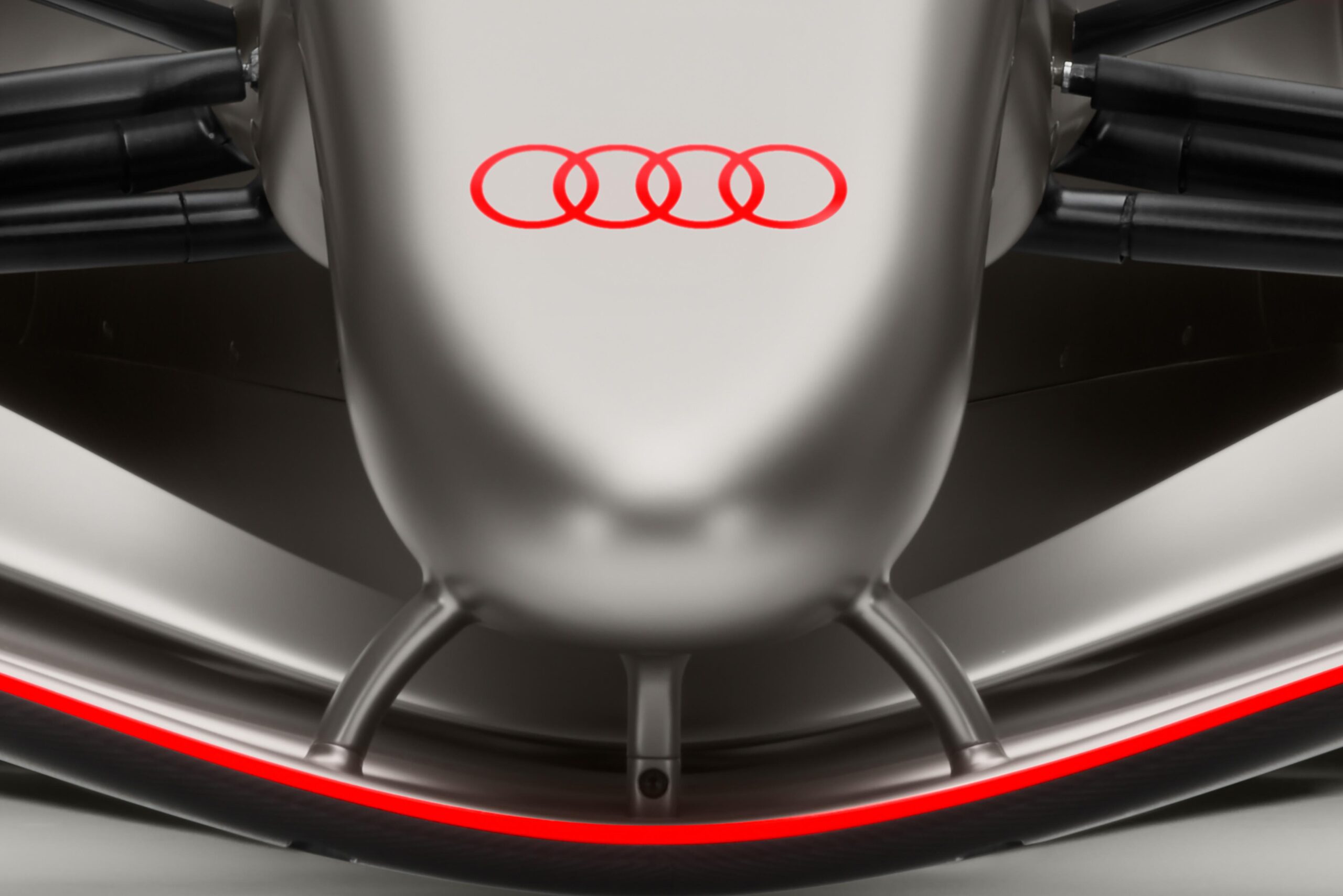 Audi Revolut F1 Takımı 2026 Aracında İlk Ateşlemeyi Gerçekleştirdi