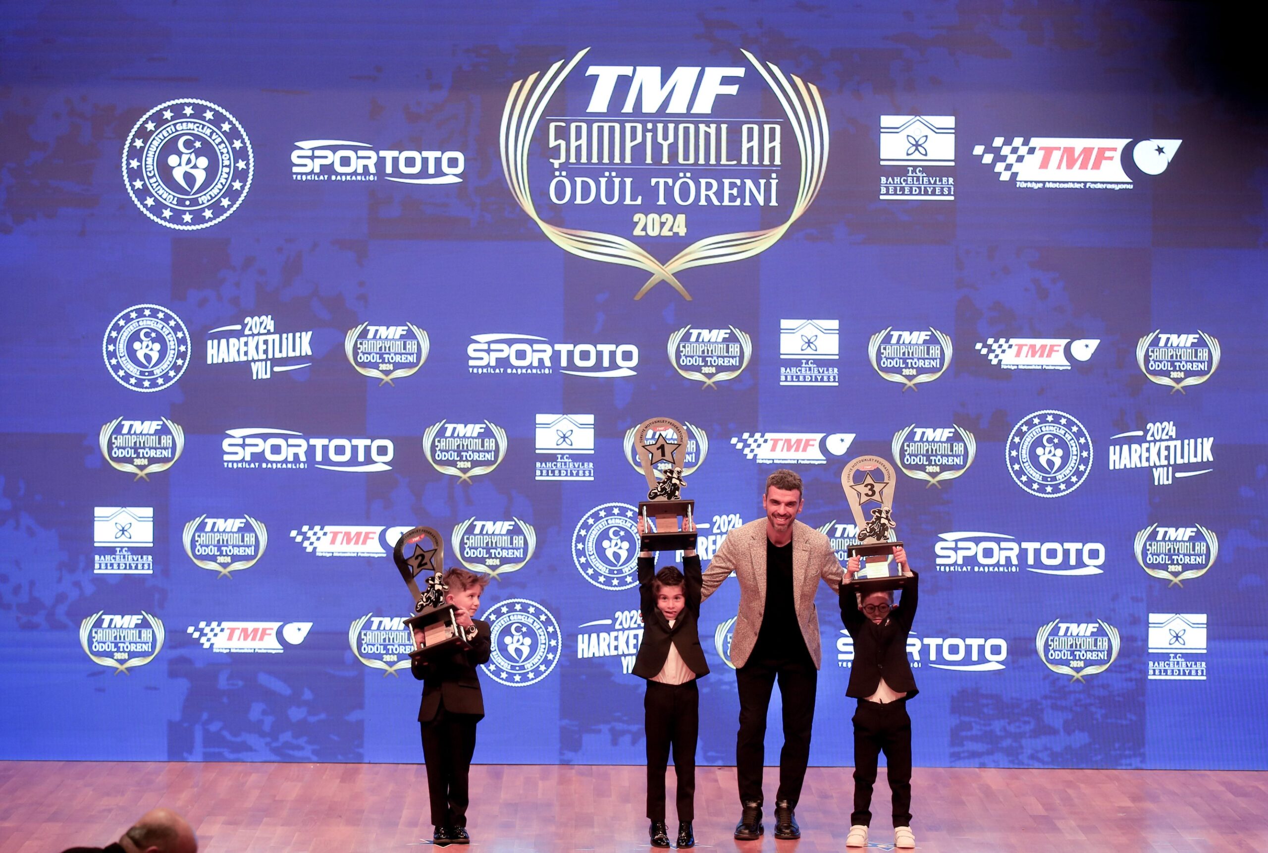 Türkiye Motosiklet Federasyonu 2025 Şampiyonlarını İzmir’de Ödüllendiriyor