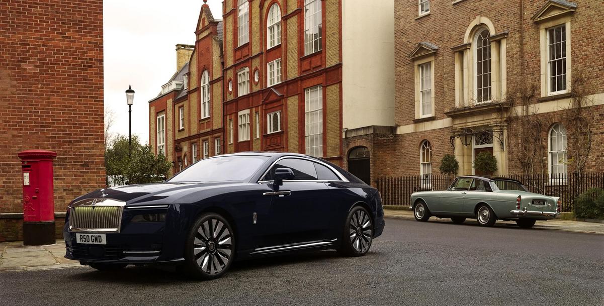Rolls-Royce Spectre Güçlü Lansmanla Elektrikli Koleksiyonlarda Yükseliyor