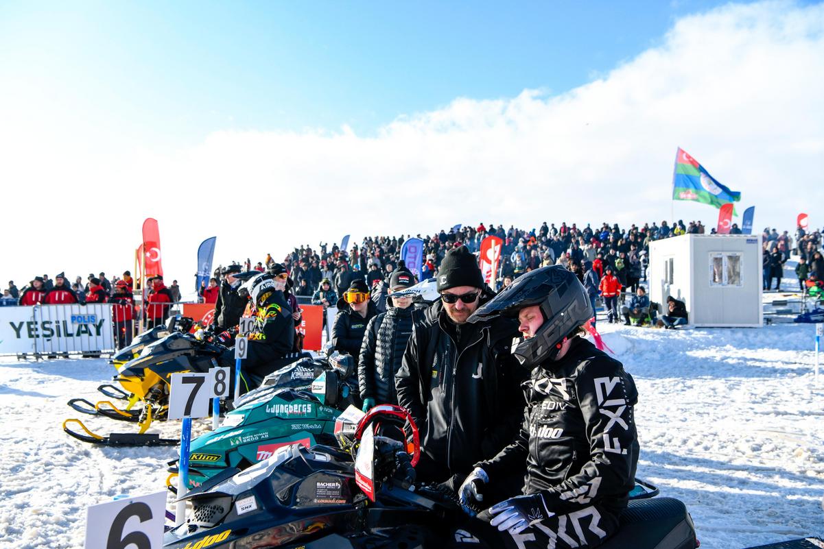 Yeşilay Dünya Kar Motosikleti Şampiyonası: Bağımlılığa Karşı Sporla Mücadele Başlıyor