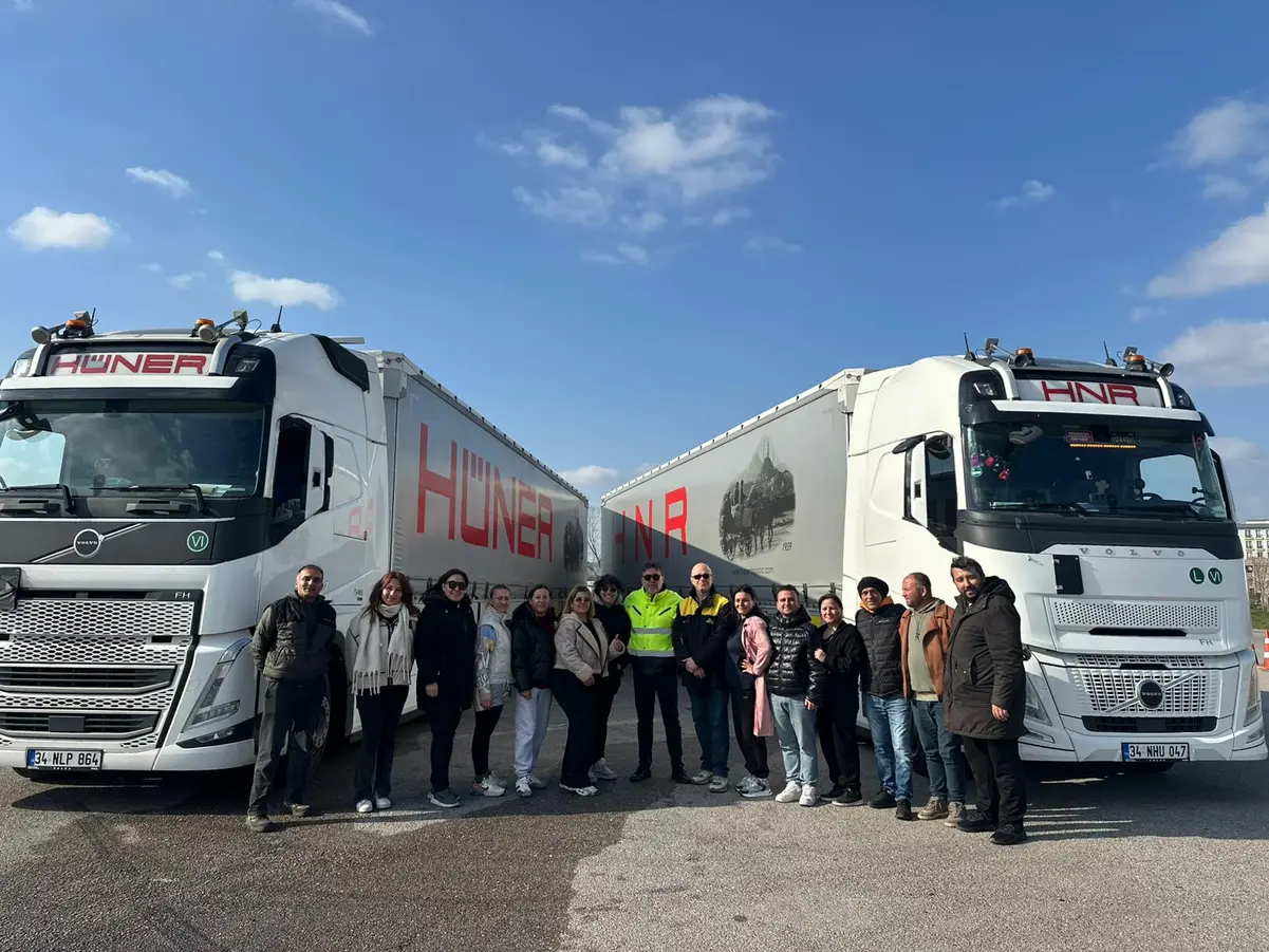 Kadın Tır Sürücüleri Sektörde Yerini Alıyor