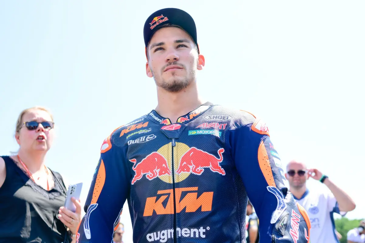 Deniz Öncü Brezilya’da Zirveyi Hedefliyor