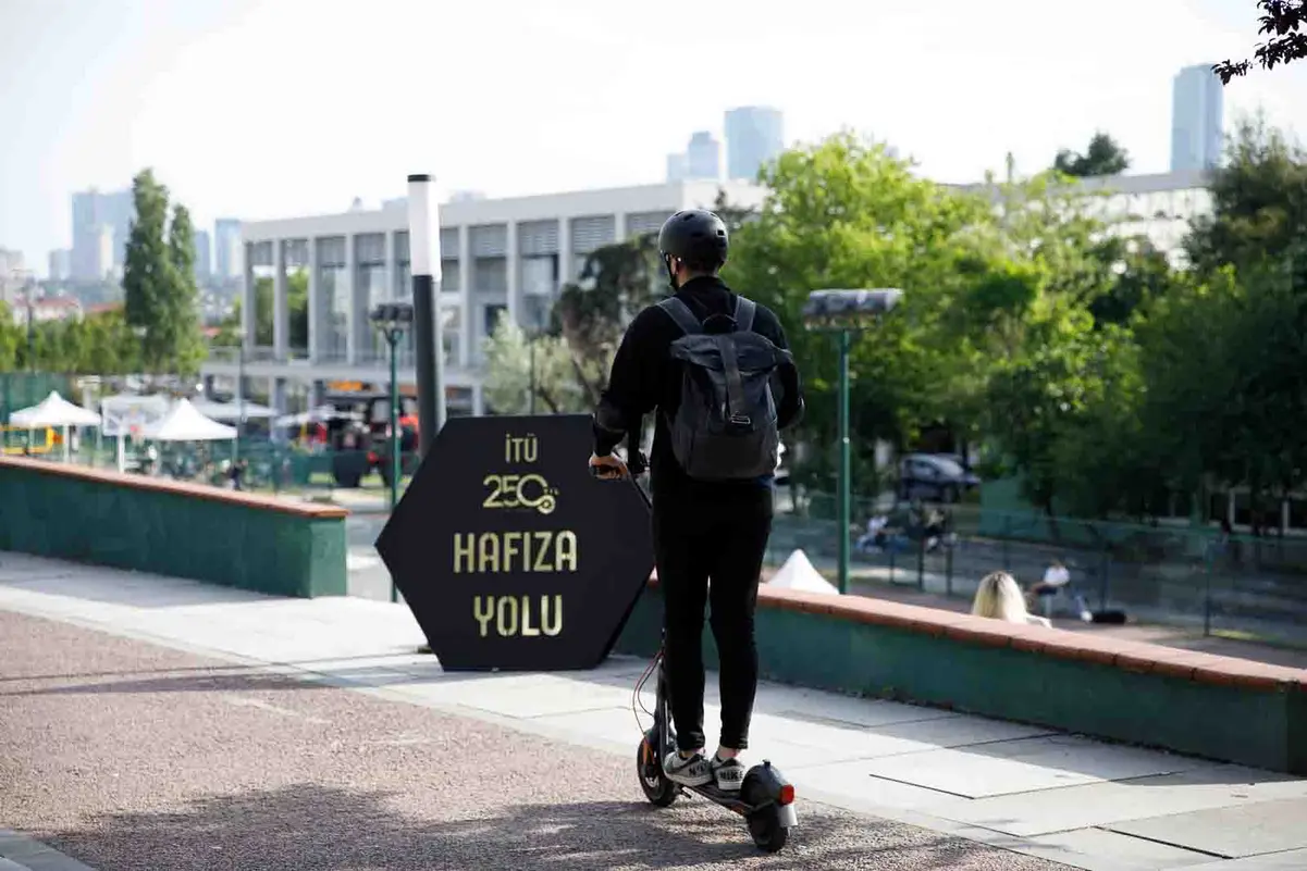 Segway kampüste kolaylığı artırıyor
