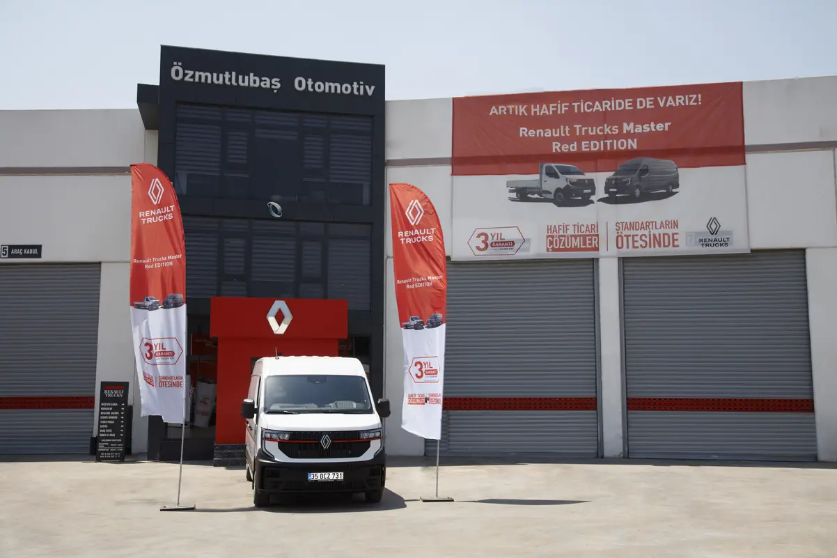 Renault Trucks Master Red EDITION Ege’de ilk