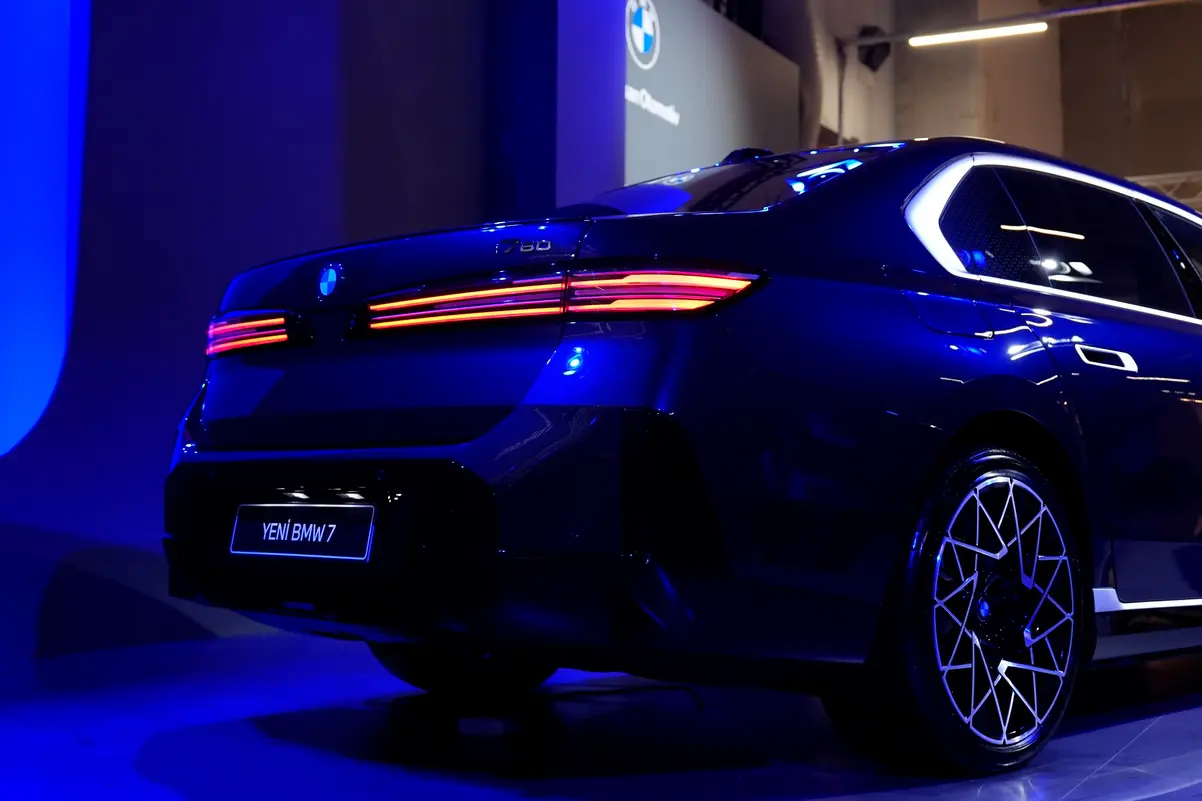 BMW ve Murakami İstanbul’da sanatla buluşuyor